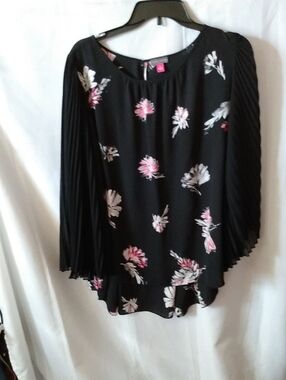 Vince Camuto Top L